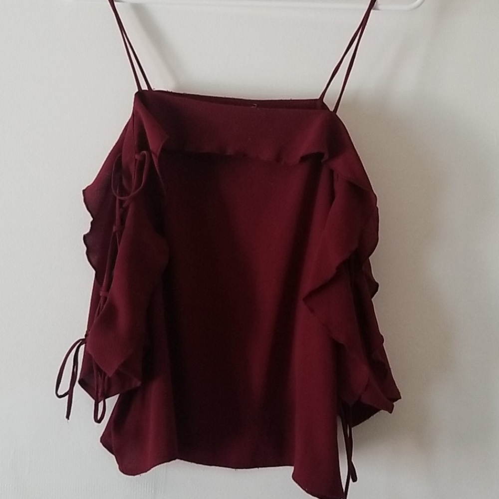 Cute top.
